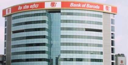 SWOT Analysis of Bank of Baroda - Bank of baroda building | IIDE