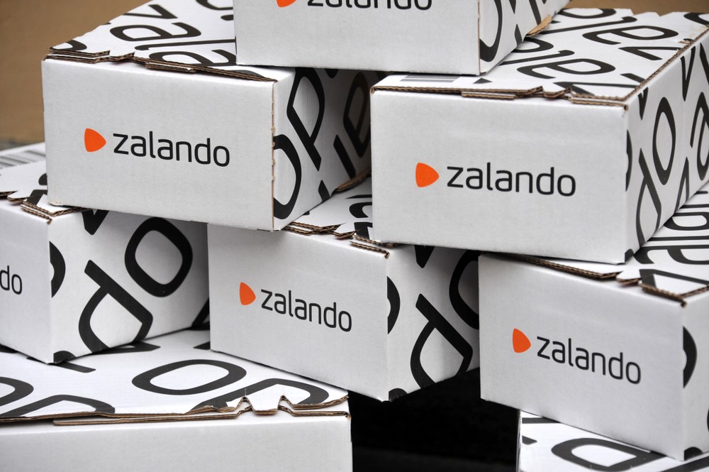 SWOT Analysis of Zalando - Zalando’s Packaging Box Image