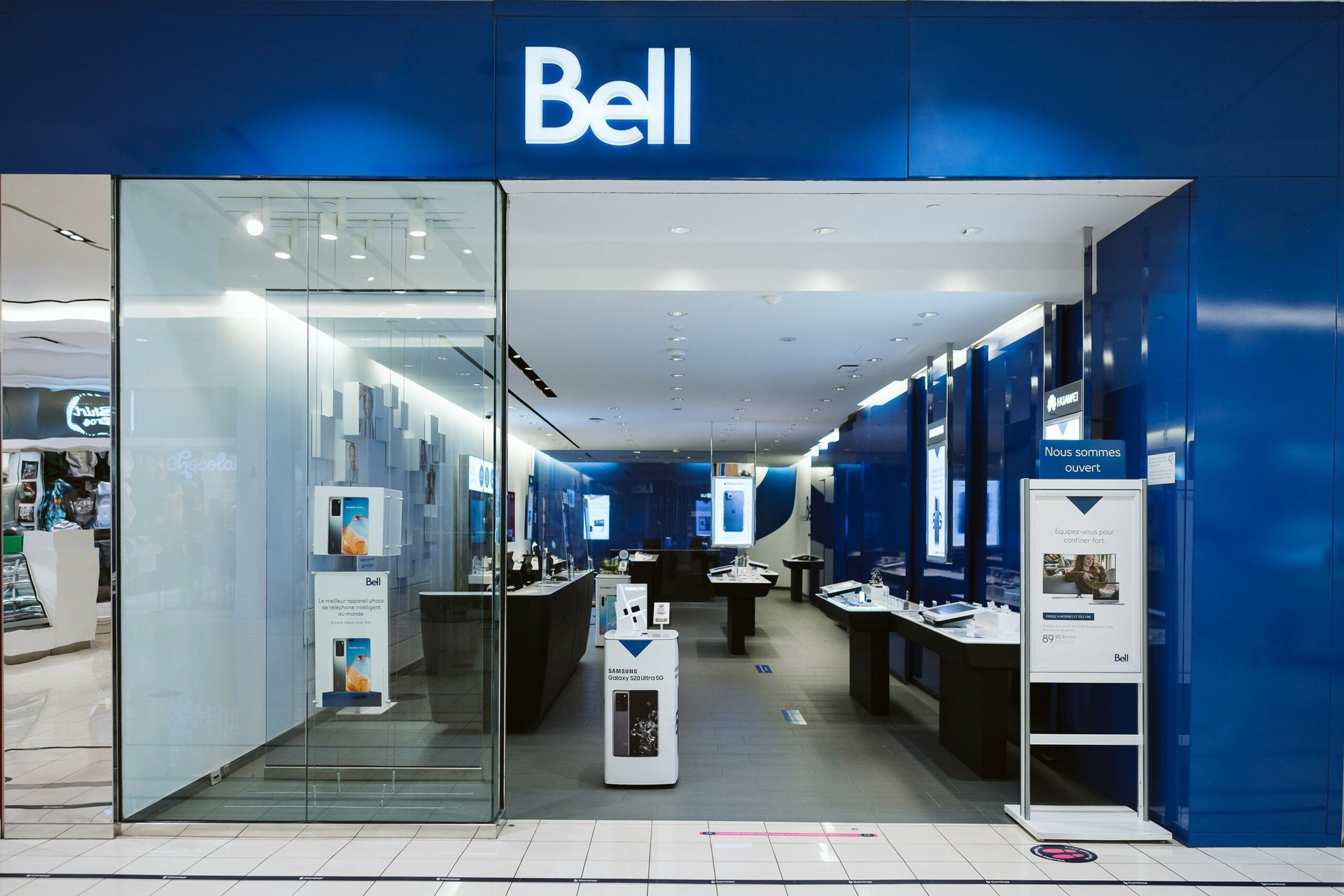 Marketing Strategy Of Bell - Bell Canada Store