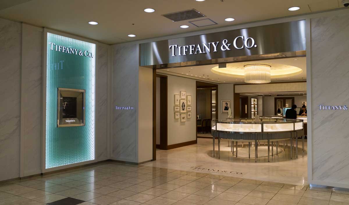 Marketing Strategy of Tiffany and Co - Tiffany and Co. Luxury Store