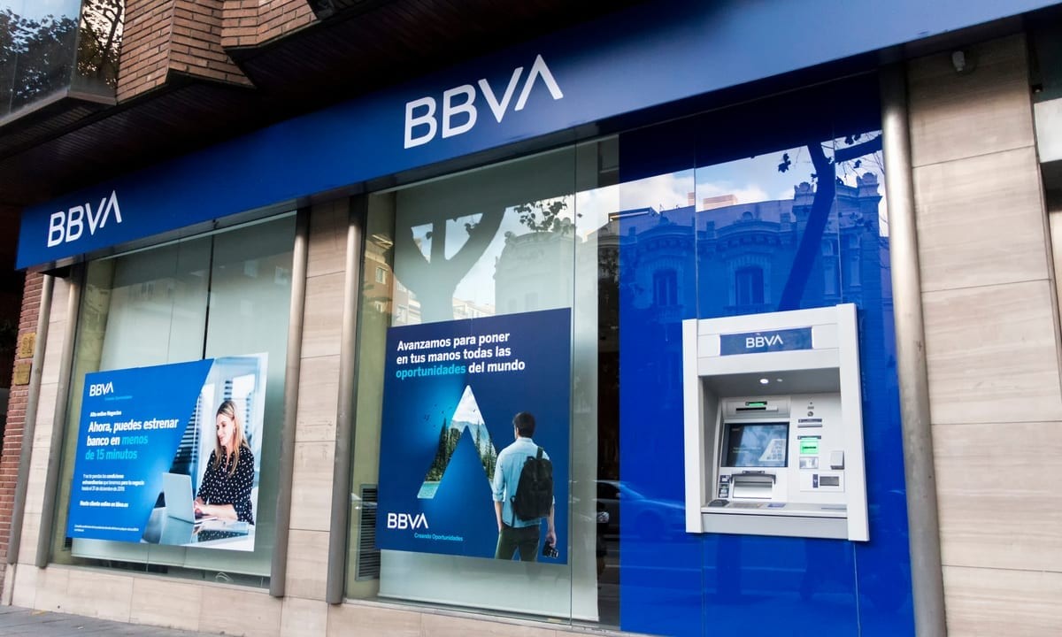 SWOT Analysis of BBVA - BBVA Simple Bank