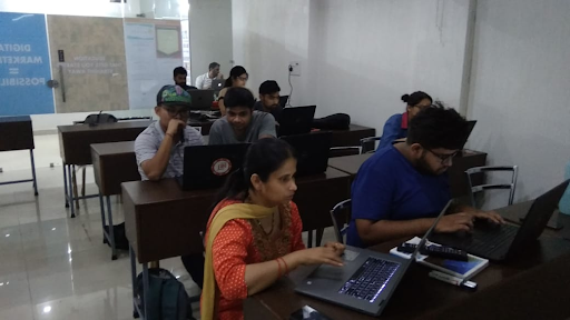 Digital Marketing Courses in Delhi - Expert Training Institute Culture