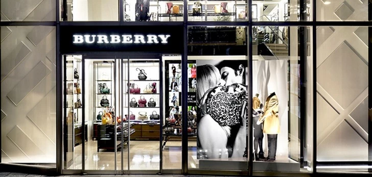 Burberry store shop in pune