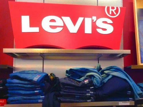 Levi's Jeans | Marketing Mix of Levi’s (4Ps) I IIDE