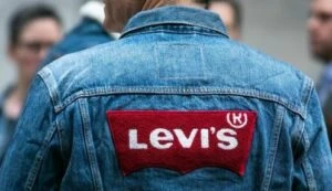 Levi's Denim Shirt | Marketing Mix of Levi’s (4Ps) I IIDE